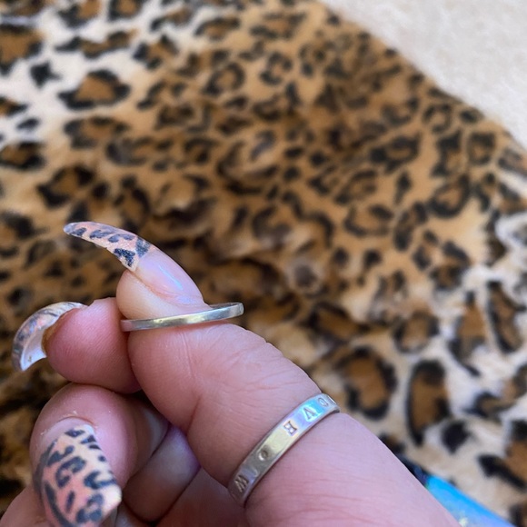 Sterling Silver ring size 7 - Picture 5 of 8